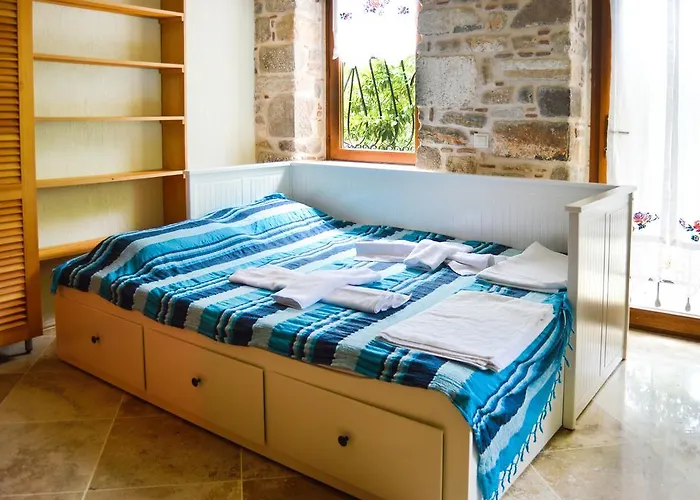 Mandarin By Important Group Travel Villa